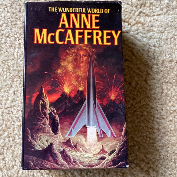 Set of 3 Vintage Anne McCaffrey books - Picture 1 of 6